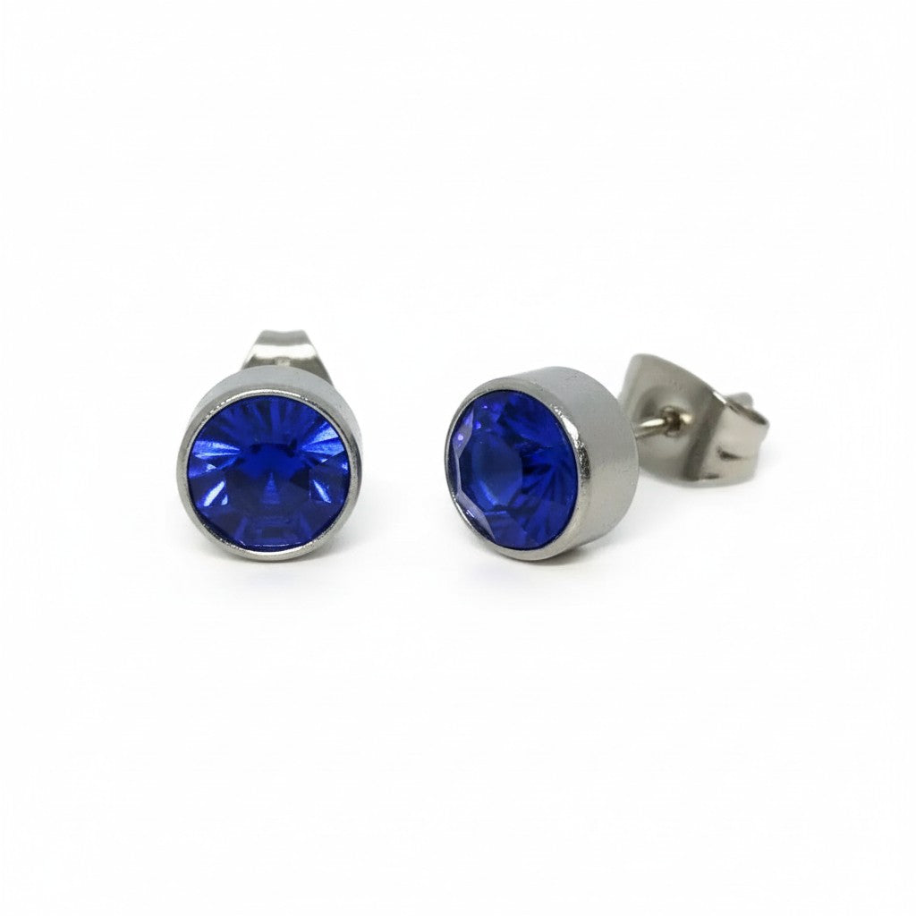 Oorstekers – Staal Kristal Donker Blauw Zilverkleur (7mm)