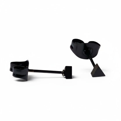 Boucles d'oreilles triangulaires en acier noir – 3 mm