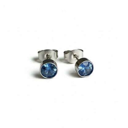 Oorstekers – Staal Kristal Blauw Zilverkleur (5mm)