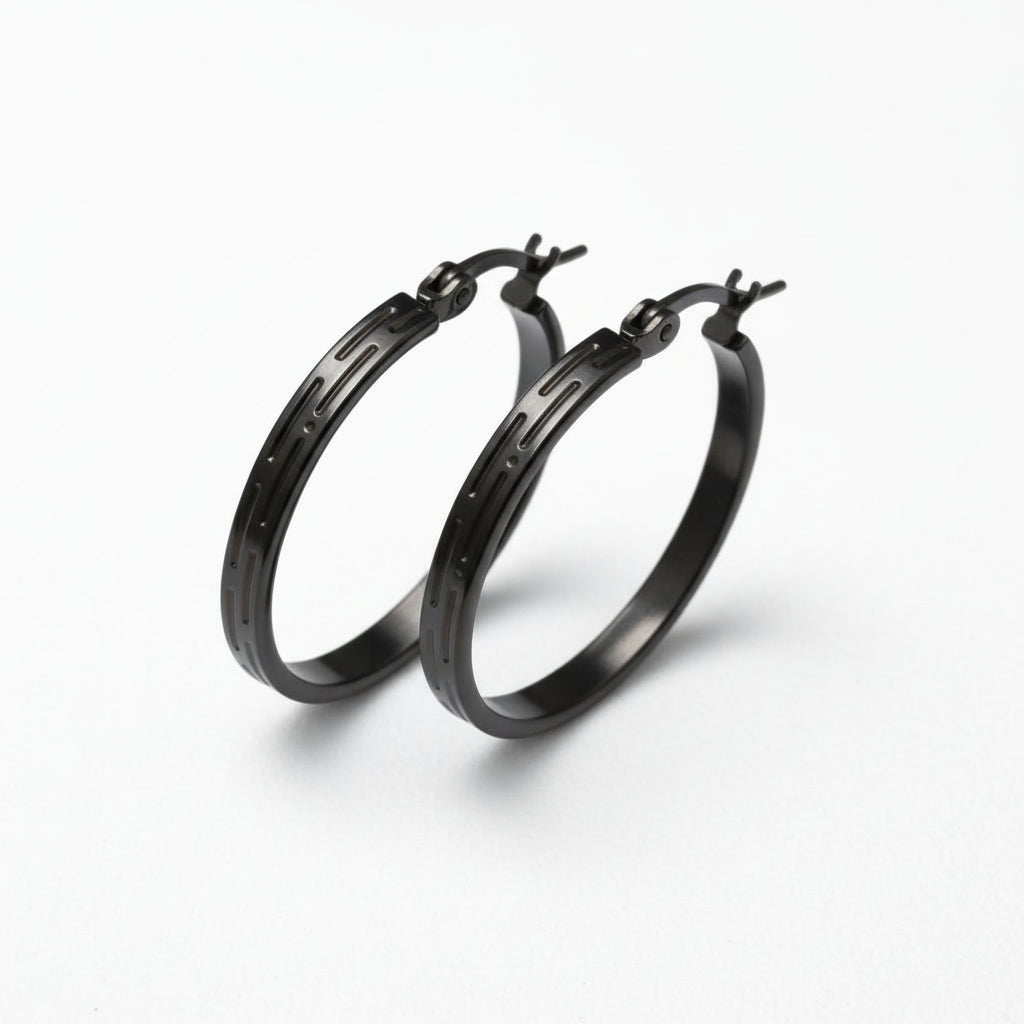 Zwarte RVS Oorringen met Grieks Motief - 25 mm