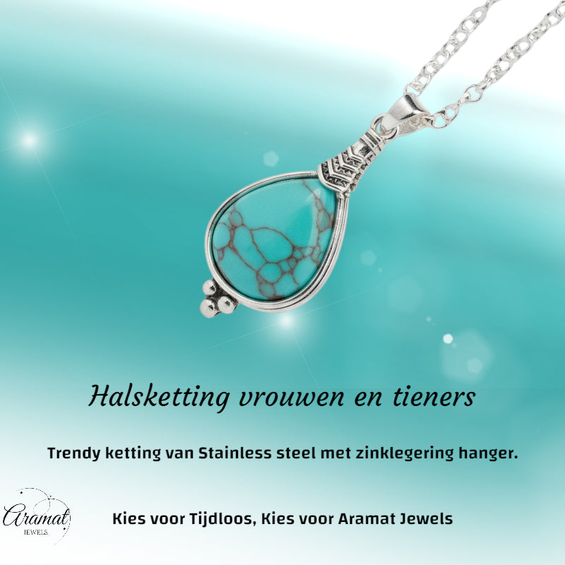 Lichtblauwe Boho Ketting met Druppelvormige Steen