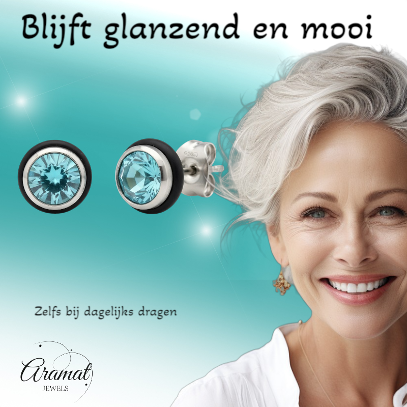 Boucles d'oreilles rondes en acier avec zircon bleu clair 