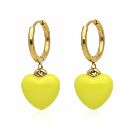 Boucles d'oreilles dorées avec un cœur jaune