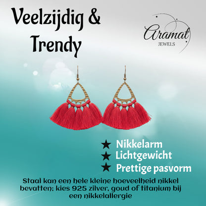 Boucles d'oreilles bohèmes à pompons – Rouges 55 x 30 mm