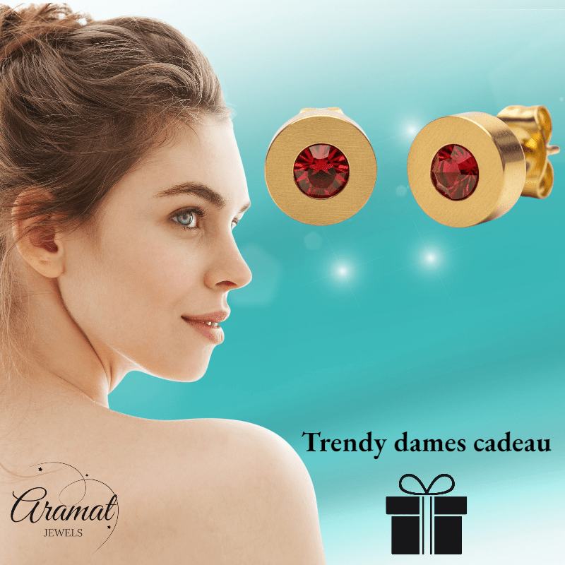 Rode Kristal Oorbellen met goudkleurige Afwerking - Aramat Jewels - Oorbellen - cadeautip