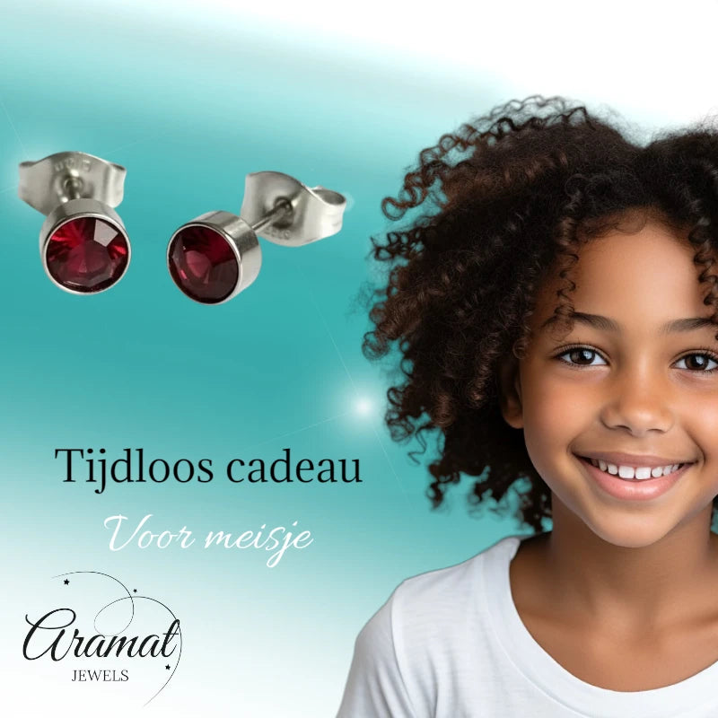 Oorstekers – Staal Kristal Rood Zilverkleur (5mm)