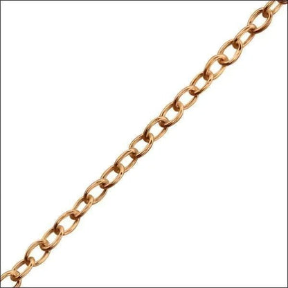 Een gouden ketting met een schakel