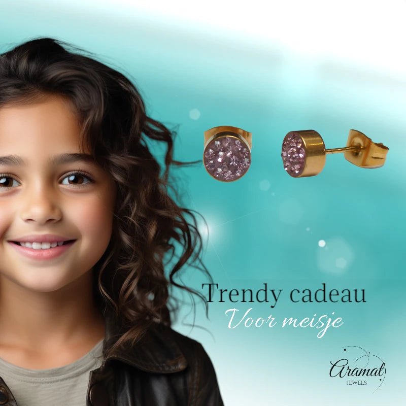 Roze kristallen oorstekers 6 mm – goudkleurig - oor3104 - Oorbellen kopen# - 6mm - alles - cadeau