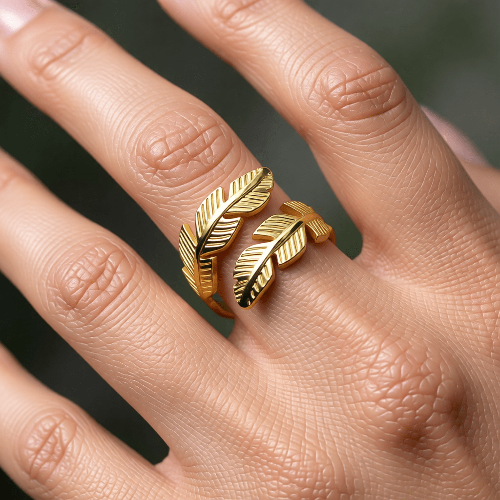 RVS Damesring Verstelbaar – Brede Open Veertjesvorm – 15 mm - Aramat Jewels - Ringen - cadeautip