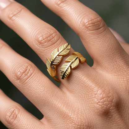 RVS Damesring Verstelbaar – Brede Open Veertjesvorm – 15 mm - Aramat Jewels - Ringen - cadeautip