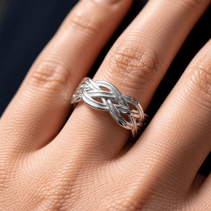 RVS Damesring Verstelbaar – Keltisch Gevlochten Schakels – One Size - Aramat Jewels - Ringen - cadeautip