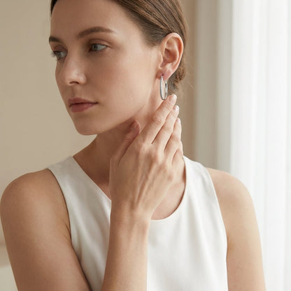 RVS Oorringen met Puntjes Motief Zilverkleur 30mm - Aramat Jewels - Oorringen - cadeautip