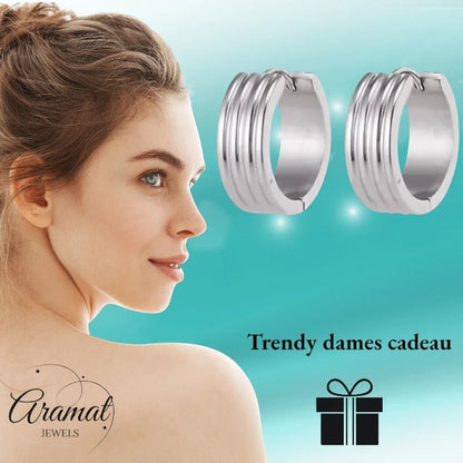RVS Oorringen Zilverkleur Drie Strepen (13 & 20mm) – Uniseks - Aramat Jewels - Oorringen - cadeautip