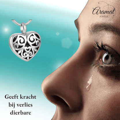 Stalen as - hartje met zwarte emaille versiering - Aramat Jewels - Gedenkhangers - cadeautip