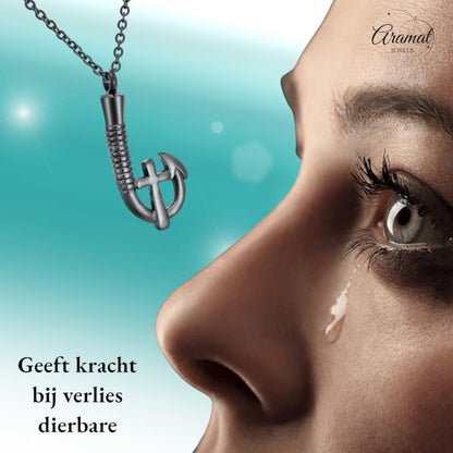 Stalen Ashanger Vishaak met Kruisje - Zwart - hang1333 - Gedenkhangers kopen# - 40mm - alles - ashangers