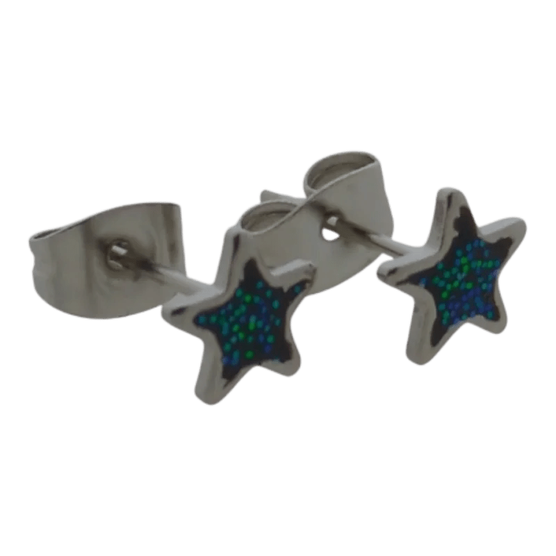 Stervormige oorbellen van roestvrij staal met blauwgroene glitterinlay.