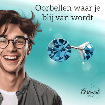 Stalen Kristal Oorbellen met saffierblauw steentje – Zilverkleur – 3mm - Aramat Jewels - Oorbellen - cadeautip