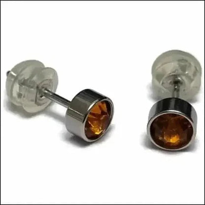 Oorstuds – Staal Kristal Topaas Bruin Zilverkleur (5mm)