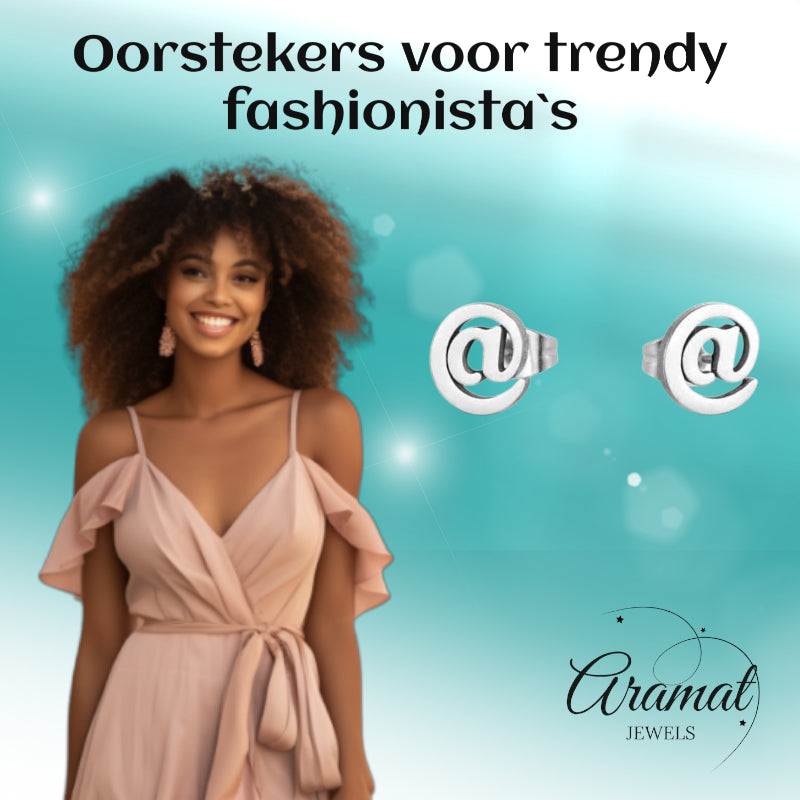 Boucles d'oreilles – Queue de singe en acier (@) couleur argent (10 mm) 