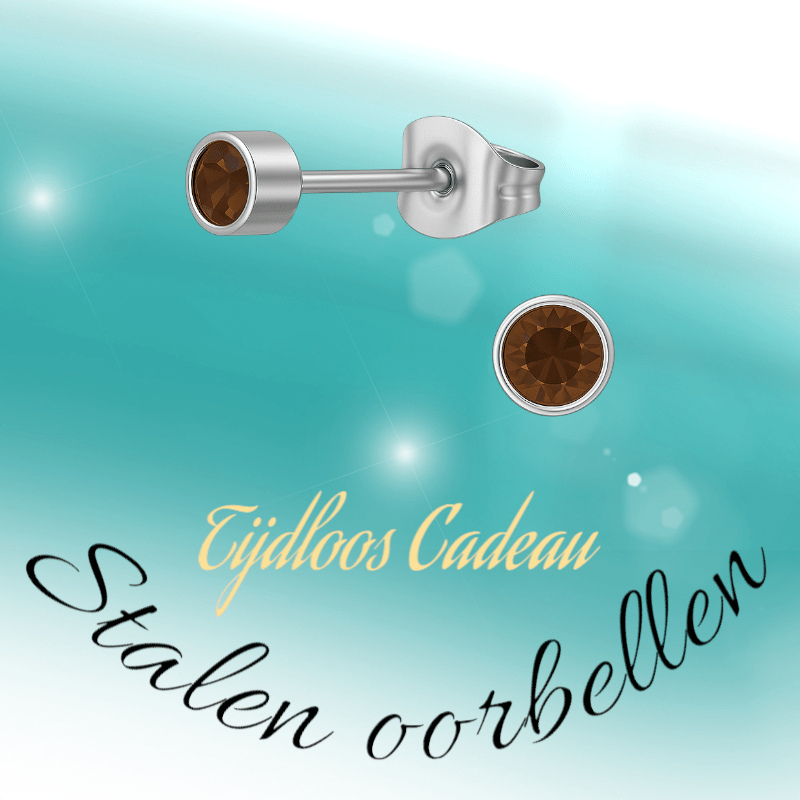 Topaasbruine kristal oorstekers – 4mm zilver RVS - Aramat Jewels - Oorbellen - cadeautip