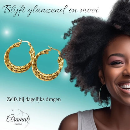Triple Gedraaide Goudkleurige Oorringen - Statement Look - oor6280 - 538784 - Oorringen kopen# - 30mm - alles - cadeau