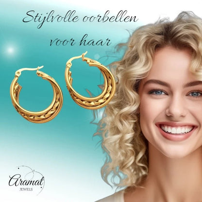 Triple Goudkleurige Oorringen 30x7,5mm – 2 Glad & 1 Gedraaid - oor6291 - 647258 - Oorringen kopen# - 30mm - alles - cadeau