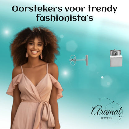 Oorstekers – Staal Vierkant Zilverkleurig (7mm)