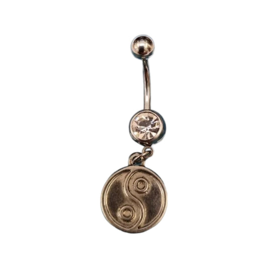 Yin Yang Muntje Navelpiercing