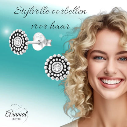 Zilveren Bali Oorbellen met Kristal – 6mm - oor704 - 32917 - Oorbellen kopen# - 6mm - 925 Zilver - alles