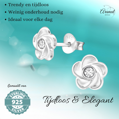 Boucles d'oreilles en argent en forme de fleur avec cristal transparent