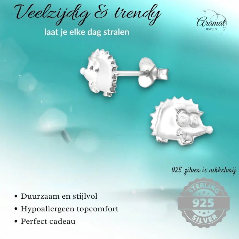 Zilveren egel oorbellen.