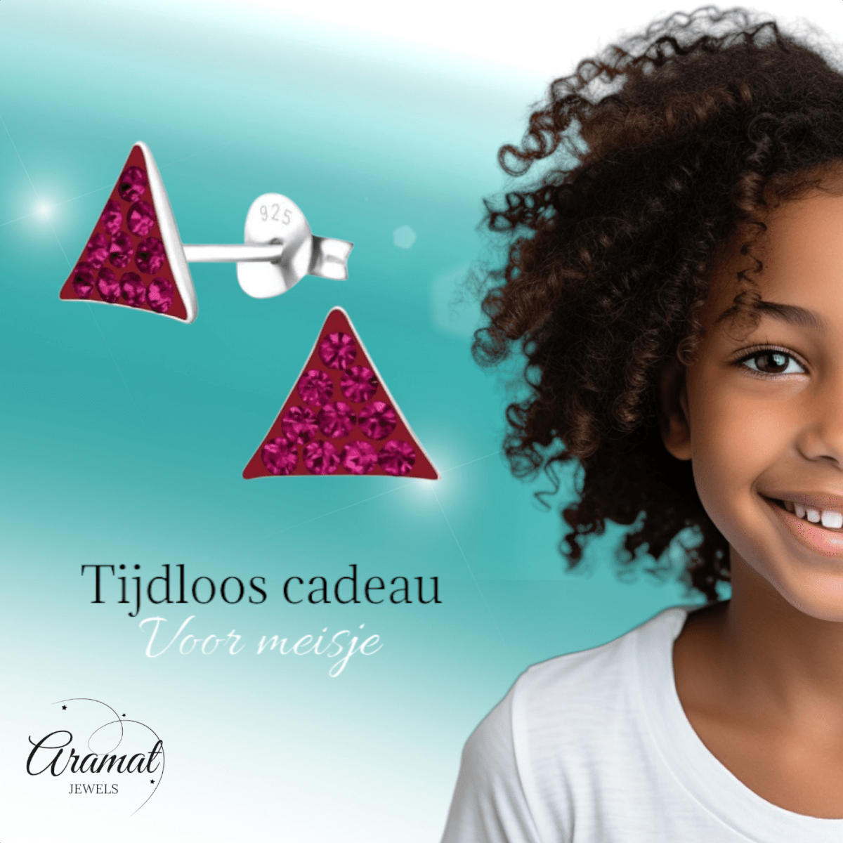 Zilveren oorstekers driehoek fuchsia roze kristal - Aramat Jewels - Oorbellen - cadeautip