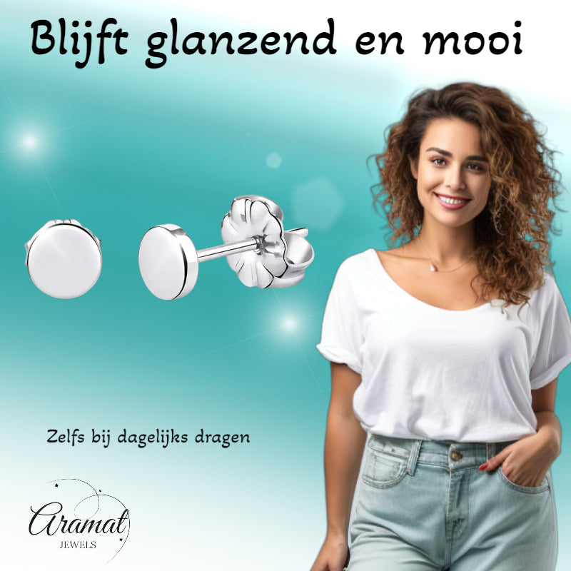 Boucles d'oreilles – Rondes en titane couleur argent (5 mm) 