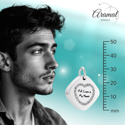 Pendentif carré en acier et frêne avec zircon en forme de cœur 30x23mm