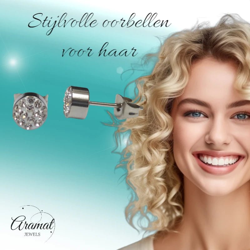 Zilverkleurige oorstekers met transparant kristal – 6 mm - oor3091 - Oorbellen kopen# - 6mm - alles - cadeau