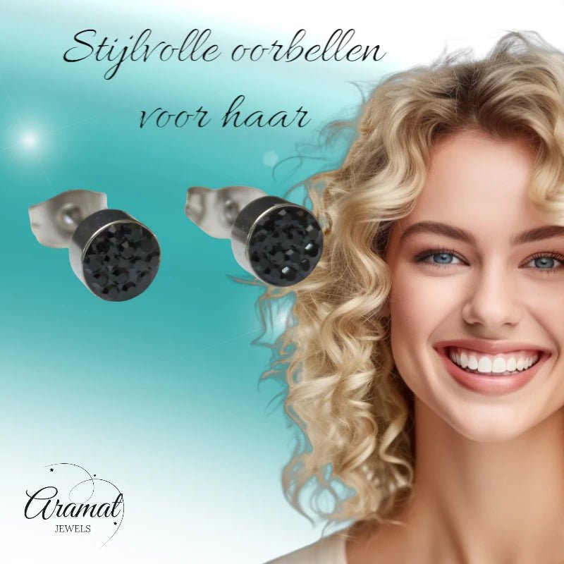 Zilverkleurige oorstekers met zwarte kristallen – 6 mm - oor3087 - Oorbellen kopen# - 6mm - alles - cadeau
