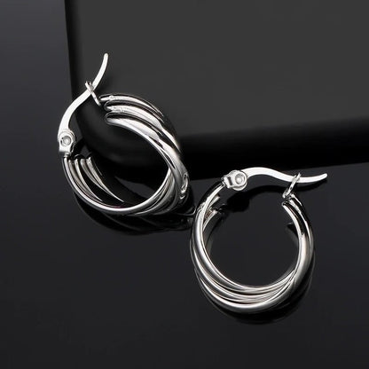 Zilverkleurige Triple Oorringen 20x7,5mm – Glanzend & Gekruist - oor6299 - 613827 - Oorringen kopen# - 20mm - alles - cadeau