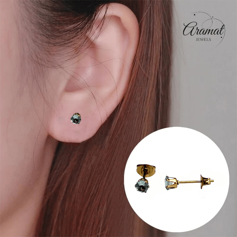 Zirkonia Oorbellen Lichtblauw – 4mm – RVS - Aramat Jewels - Oorbellen - cadeautip